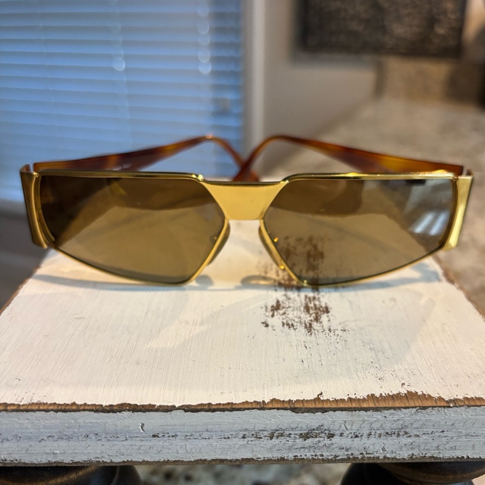 Gianfranco Ferre Italian Sunglasses VINTAGE